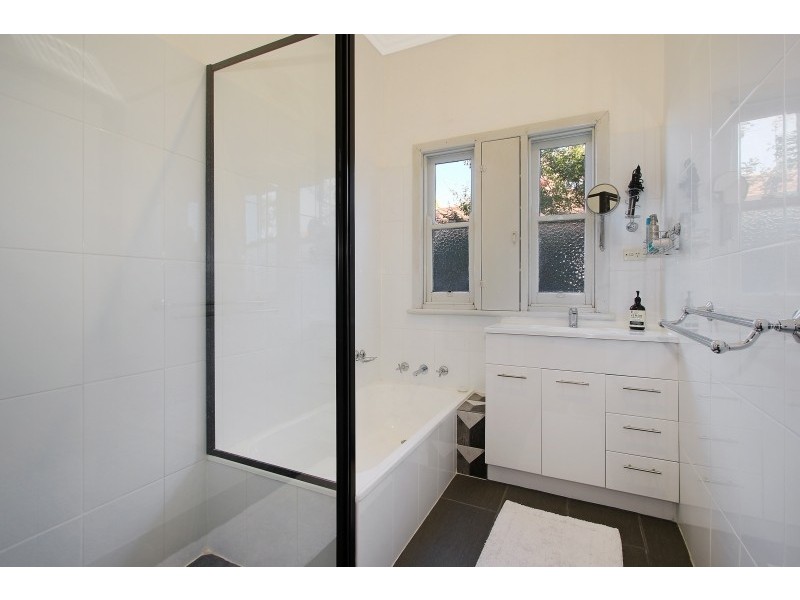 31 Commercial Street, Walla Walla NSW 2659