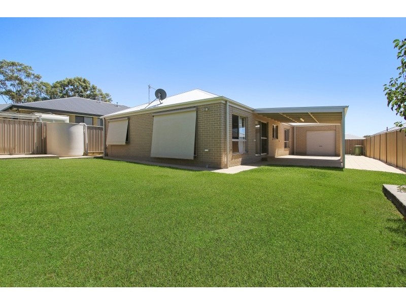 15 Lawson Circuit, Lavington NSW 2641