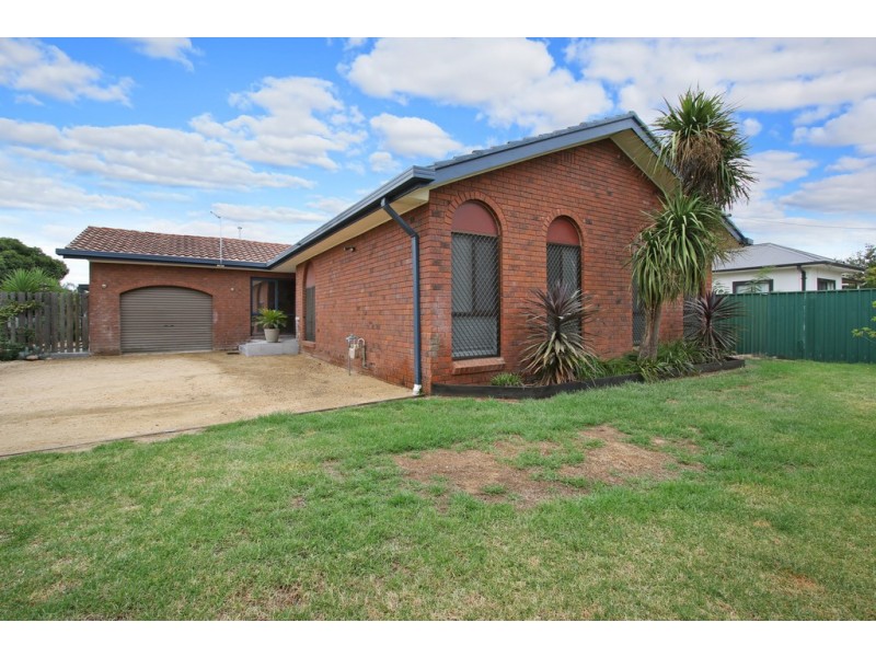 292 Union Road, Lavington NSW 2641