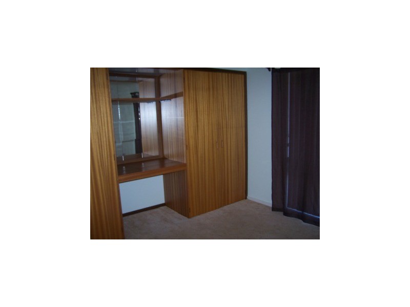 2/523 Nagle Road, Lavington NSW 2641