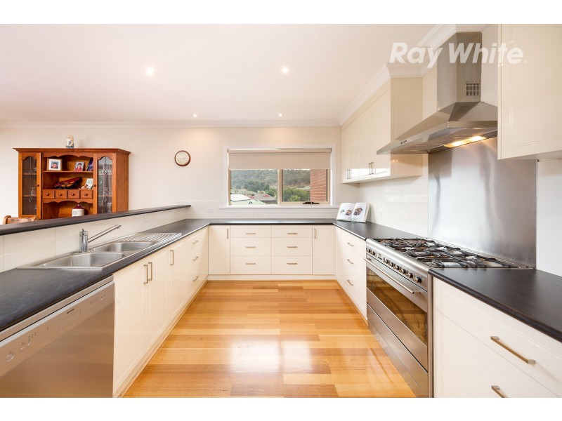 13 Box Place, Glenroy NSW 2640