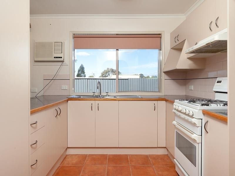4/14 Graetz Court, Lavington NSW 2641