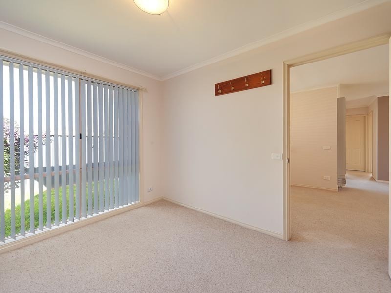 4/14 Graetz Court, Lavington NSW 2641