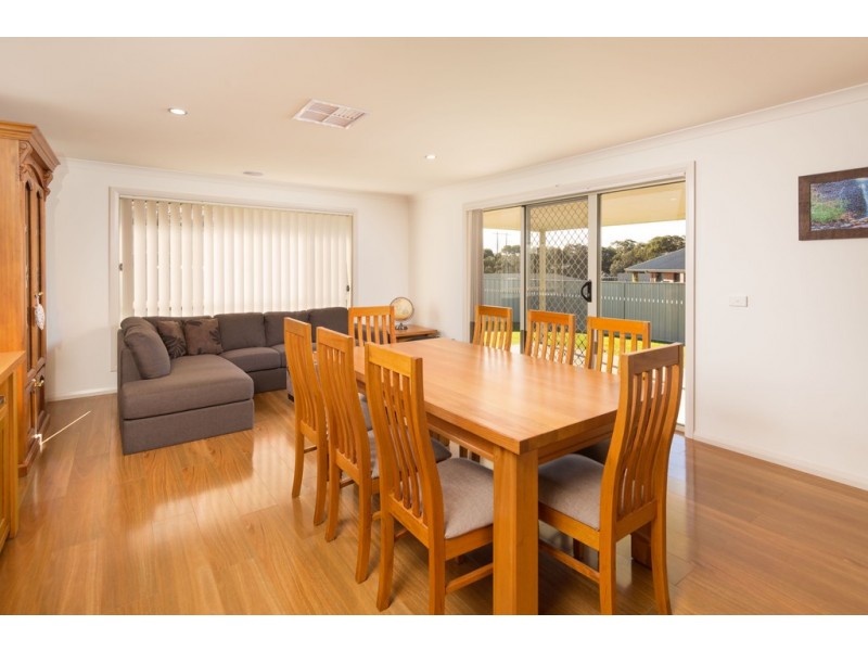 11 Baxter Court, Lavington NSW 2641