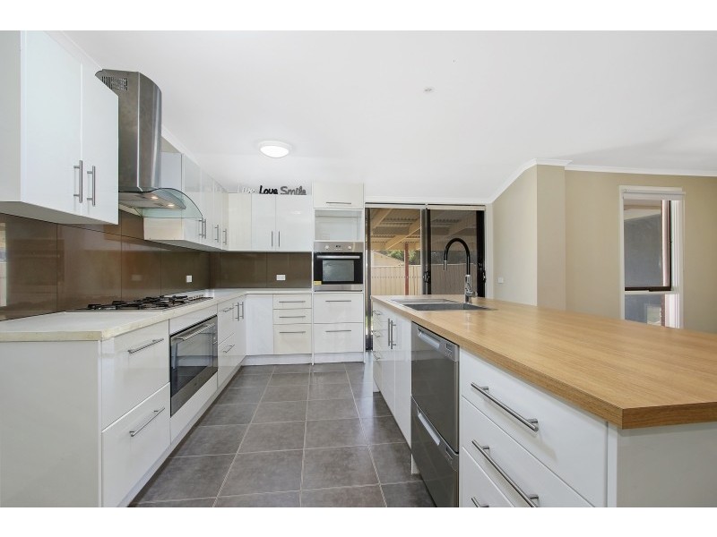 1 Canara Place, Springdale Heights NSW 2641