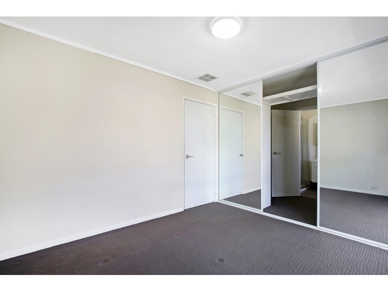 1 Canara Place, Springdale Heights NSW 2641