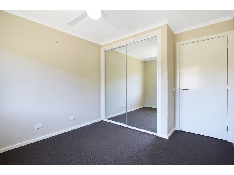 1 Canara Place, Springdale Heights NSW 2641