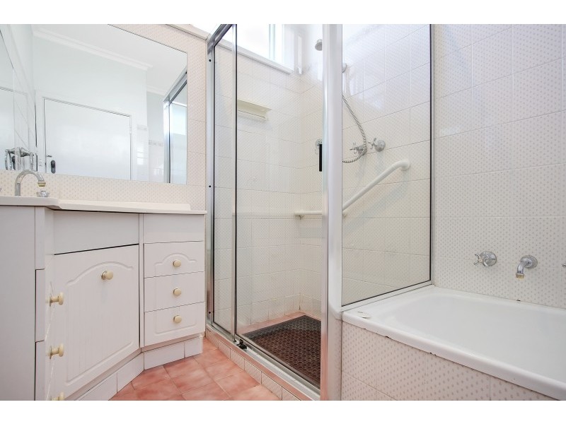 537 Sanders Road, Lavington NSW 2641