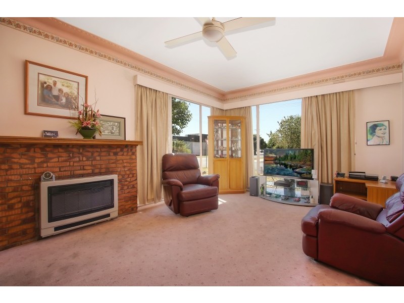 537 Sanders Road, Lavington NSW 2641