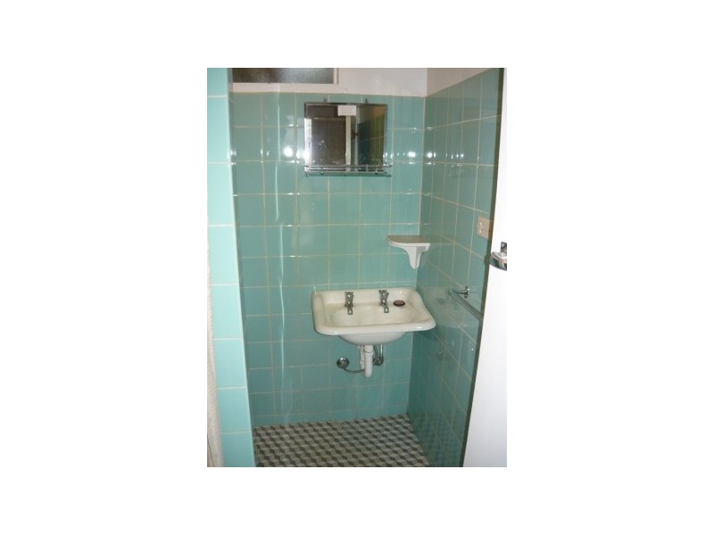 4/511 Wagga Road, Lavington NSW 2641