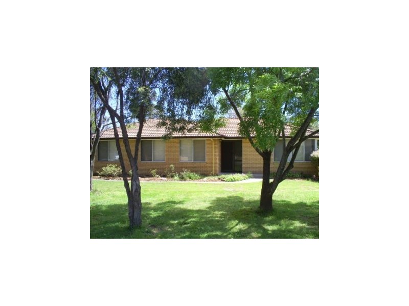 63 Hotham Circuit, Thurgoona NSW 2640