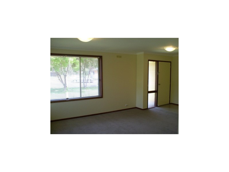 63 Hotham Circuit, Thurgoona NSW 2640