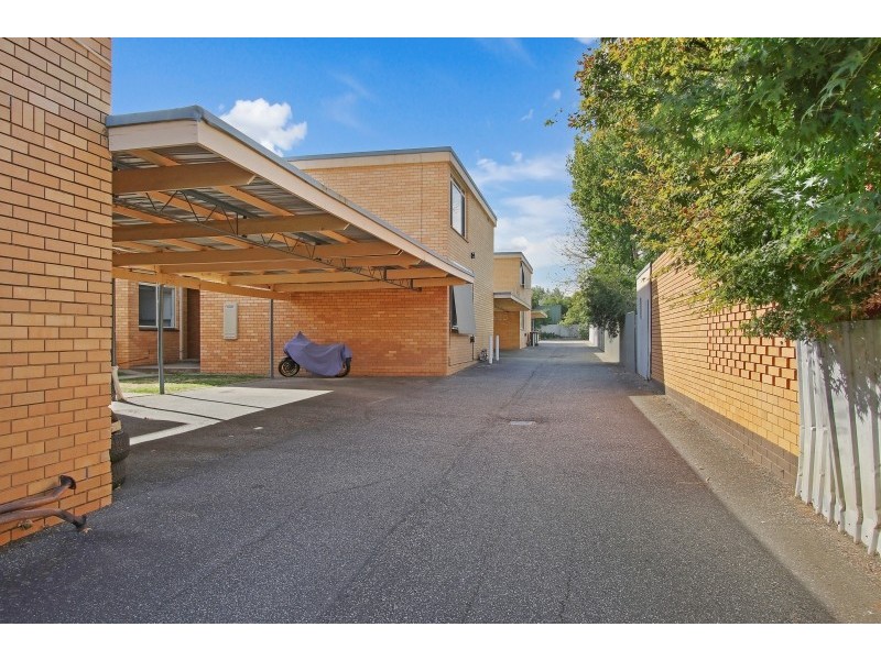 10/562 Union Road, Lavington NSW 2641