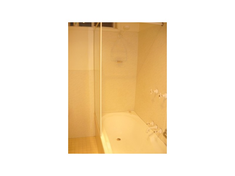 941 Captain Cook Drive, North Albury NSW 2640