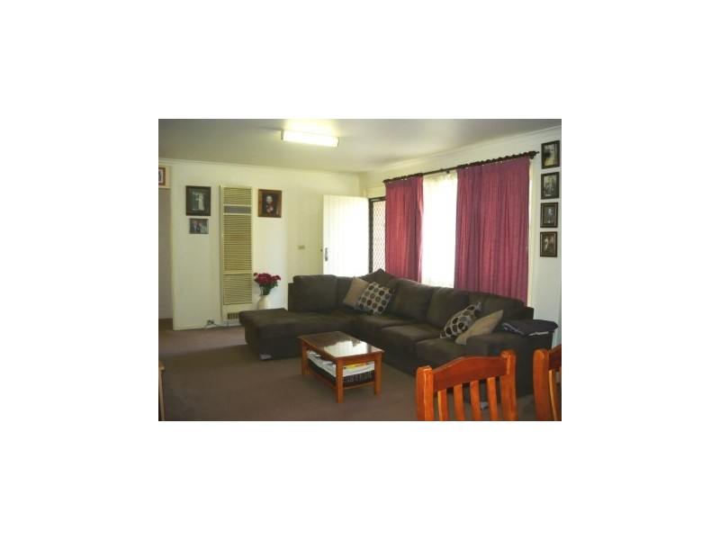 941 Captain Cook Drive, North Albury NSW 2640