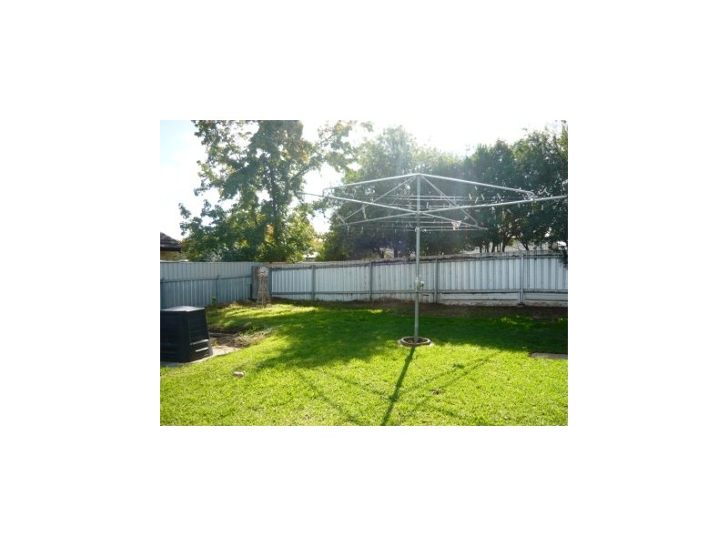 941 Captain Cook Drive, North Albury NSW 2640