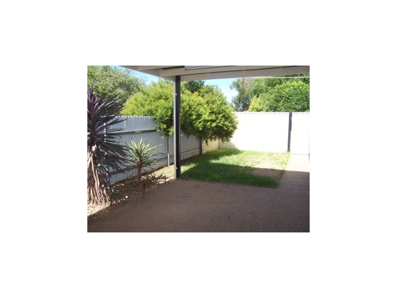 1/527 Lyne Street, Lavington NSW 2641