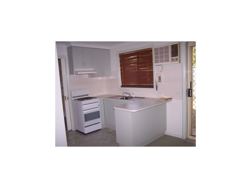 3/17 Harmer Street (Norris Park), Lavington NSW 2641