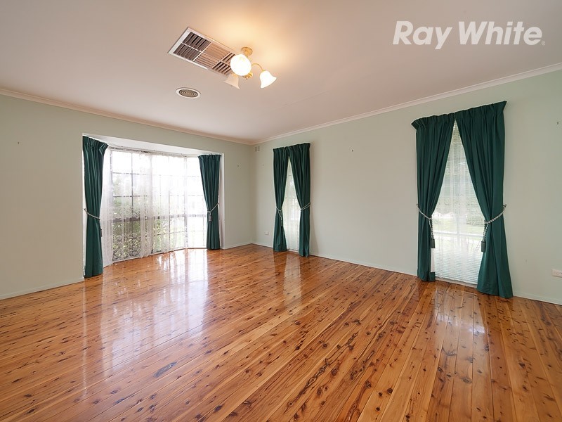 324  Christopher Court, Lavington NSW 2641