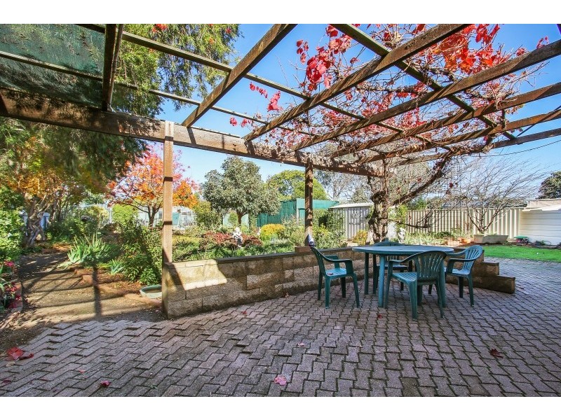 19 Wenke St, Walla Walla NSW 2659