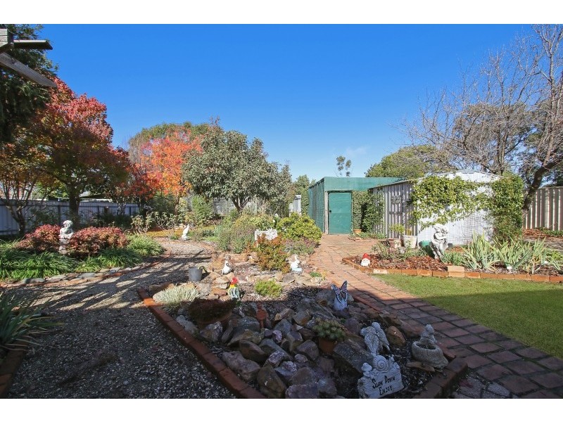 19 Wenke St, Walla Walla NSW 2659