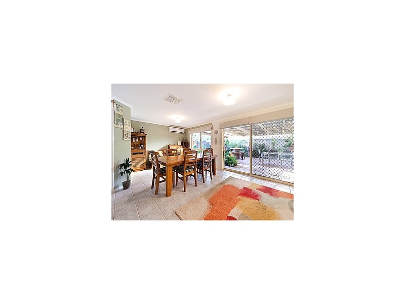 8 Bartholomew Street (Norris Park), Lavington NSW 2641