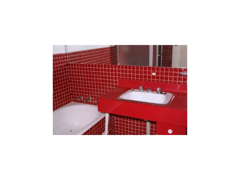 298 Clarence Street, Lavington NSW 2641