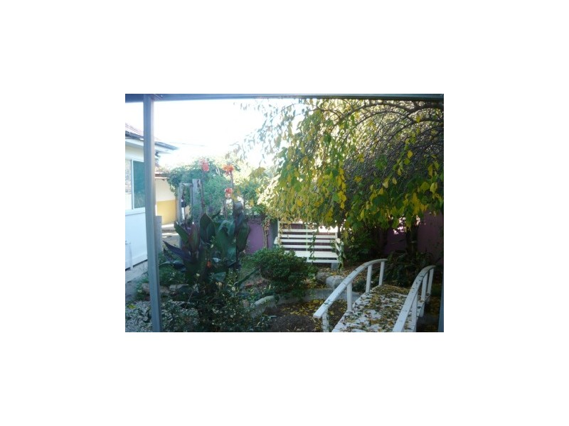 1040 Barooga Street, North Albury NSW 2640