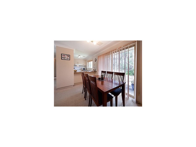 2/11 Heppner Court, Thurgoona NSW 2640