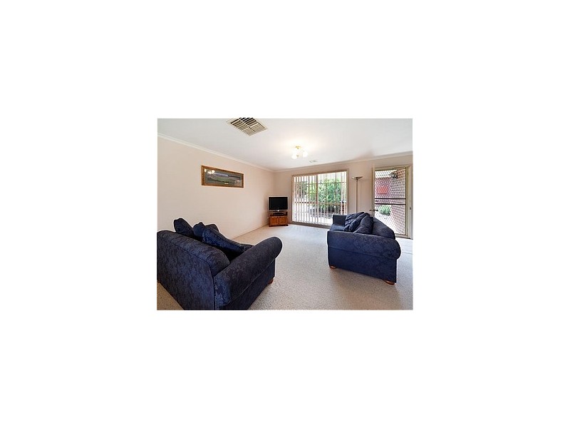 2/11 Heppner Court, Thurgoona NSW 2640