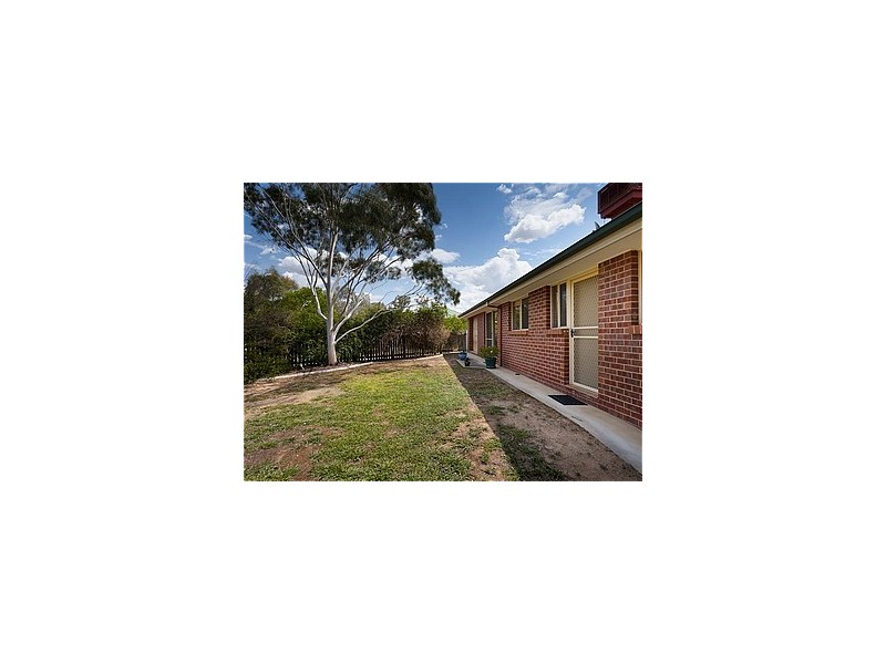 2/11 Heppner Court, Thurgoona NSW 2640