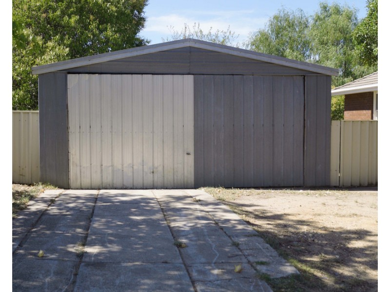 512 Solander Street, North Albury NSW 2640