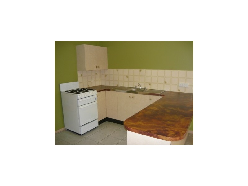 1/299 Kaitlers Road, Lavington NSW 2641