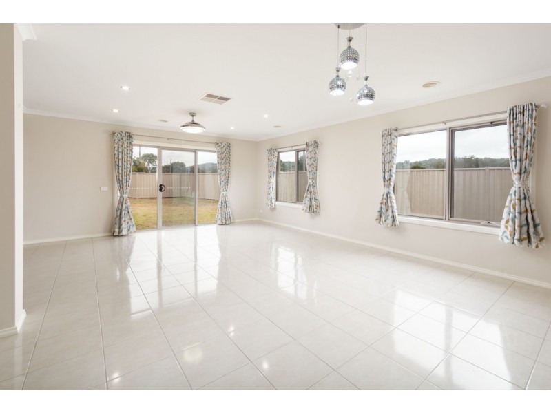 641 Storey Street, Springdale Heights NSW 2641