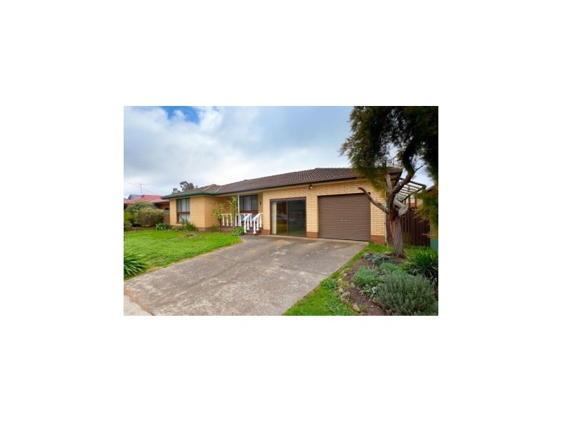 528  Regina Avenue, Albury NSW 2640