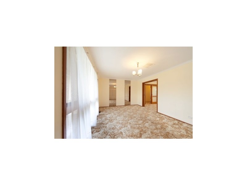 528  Regina Avenue, Albury NSW 2640