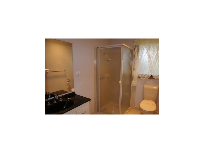 81 Hovell Street, Howlong NSW 2643