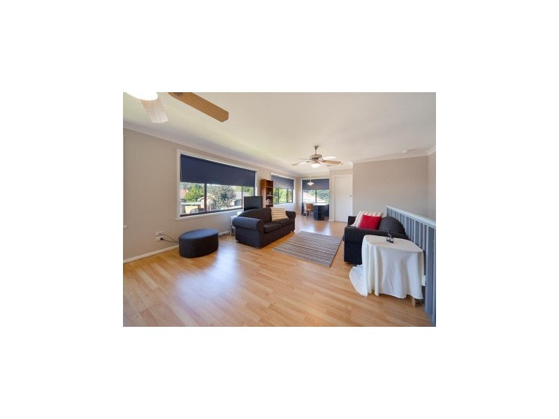 574 Heathwood Avenue, Lavington NSW 2641