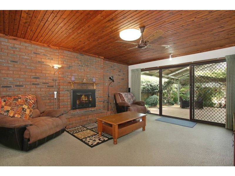 24 Sunwood Drive, Lavington NSW 2641