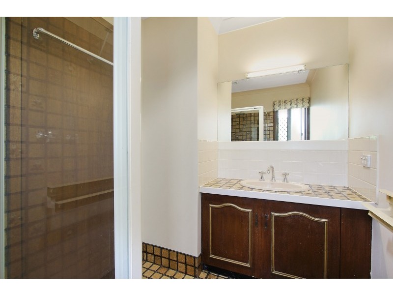 24 Sunwood Drive, Lavington NSW 2641