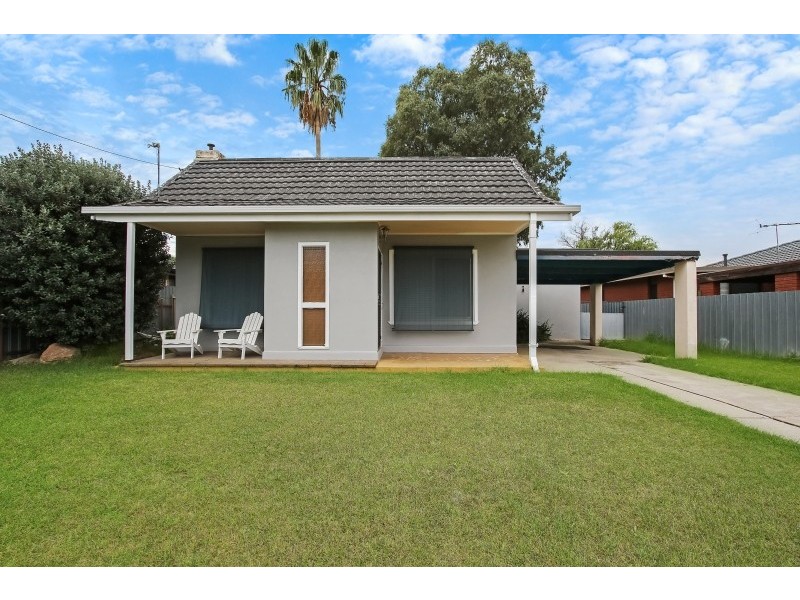 402 Dick Road, Lavington NSW 2641