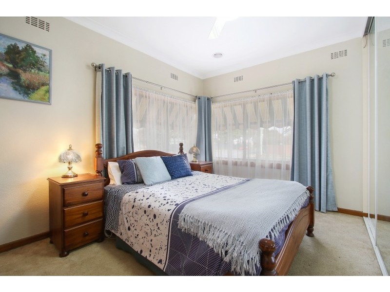 395 Kotthoff Street, Lavington NSW 2641