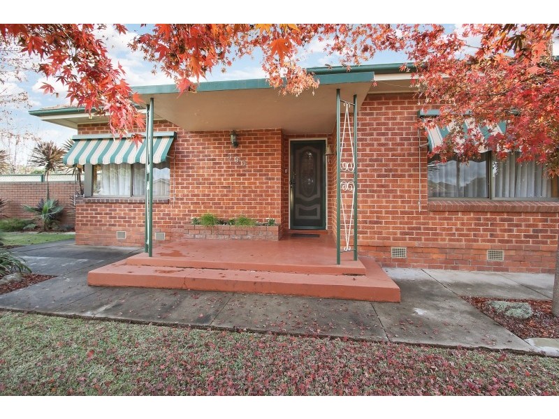 395 Kotthoff Street, Lavington NSW 2641