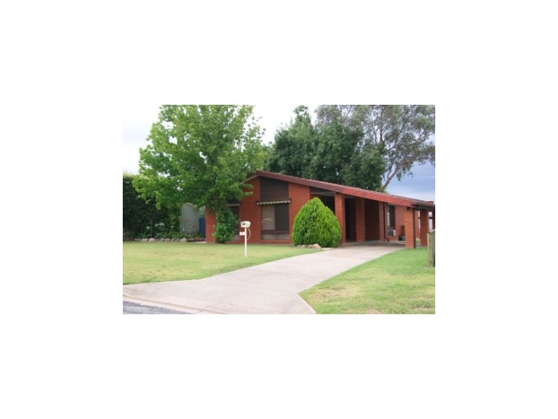 12 Renwick Court, Lavington NSW 2641