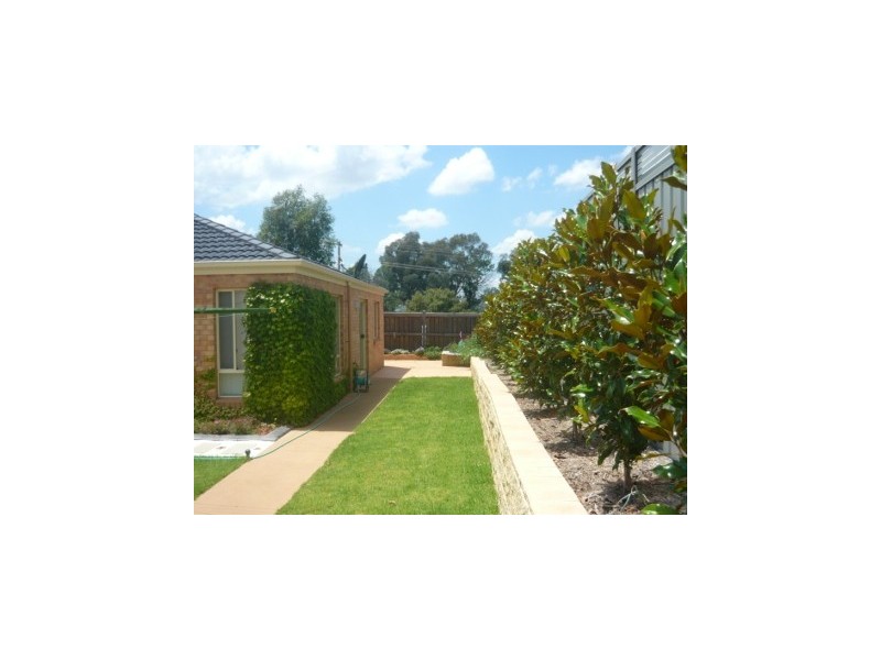 689  Pearsall Street, Albury NSW 2640