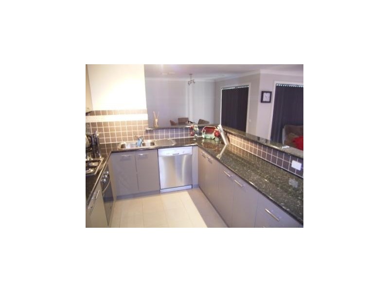 12 Dillagar Place, Springdale Heights NSW 2641