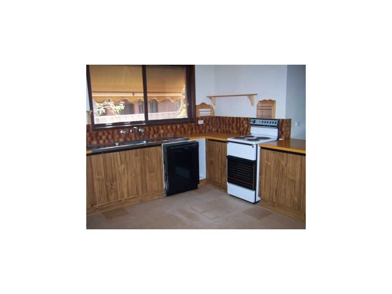 10 Eucalypt Court, Thurgoona NSW 2640