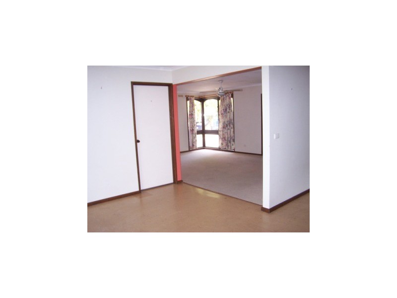 10 Eucalypt Court, Thurgoona NSW 2640