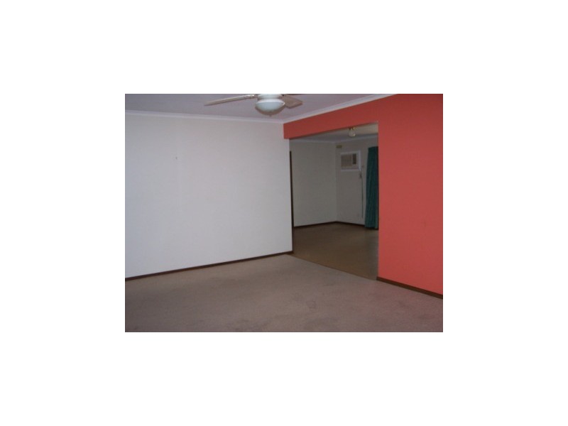 10 Eucalypt Court, Thurgoona NSW 2640