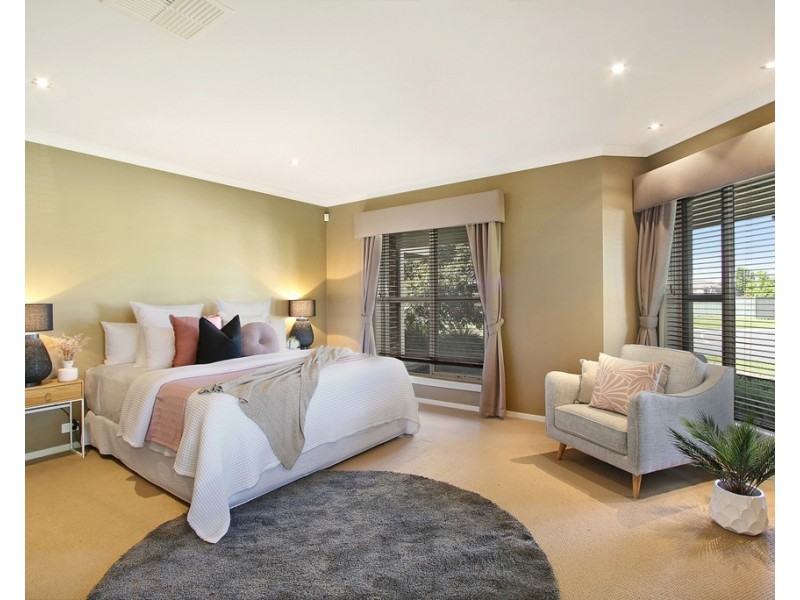 4 Black Springs Circuit, Glenroy NSW 2640